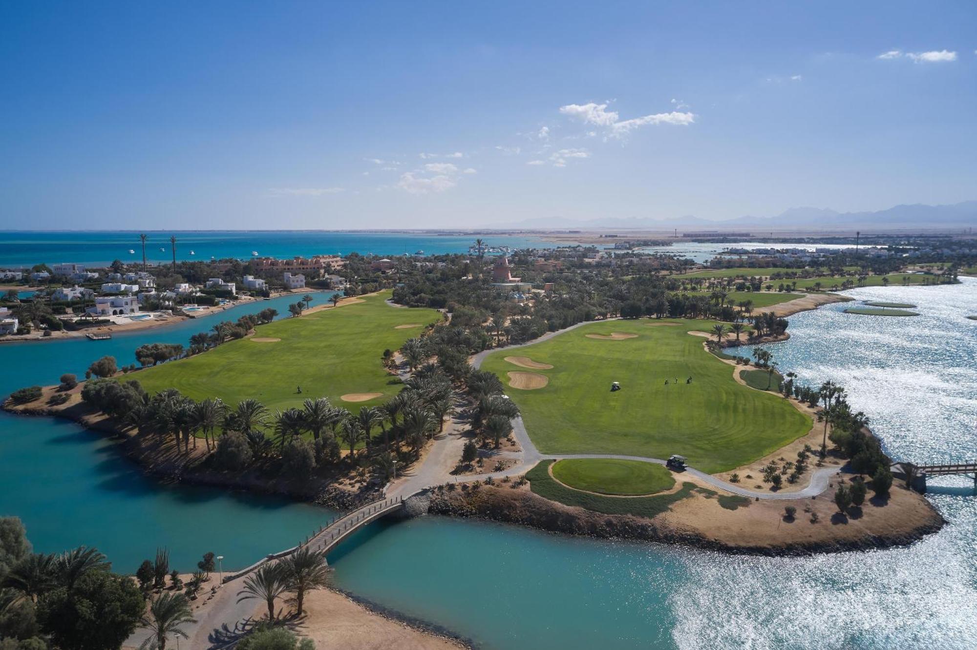 Steigenberger Golf Resort El Gouna Hurghada Exterior photo Golf course at the Red Sea Island Resort